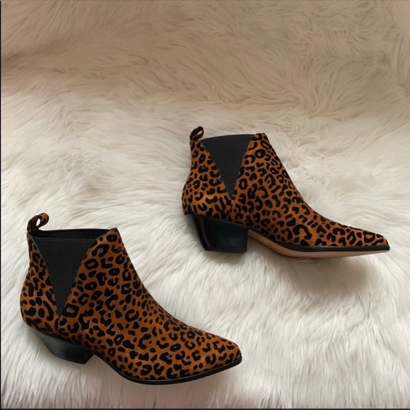 New! DIANE VON FURSTENBERG Suede Chelsea Boots - Picture 10 of 13